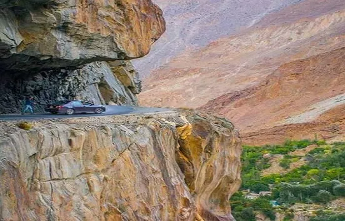 Karakoram death road